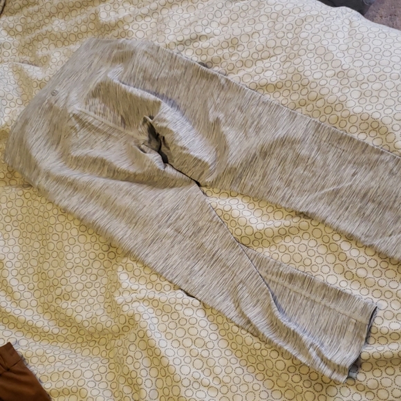 lululemon athletica Pants - lululemon leggings never worn